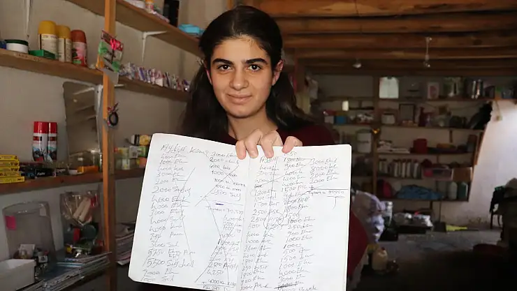 Ağrı'da hayırseverler 3 bakkalın veresiye defterini satın aldı