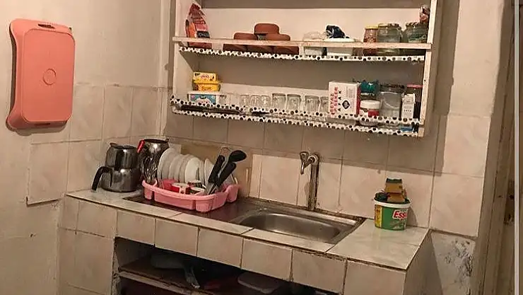 Başkan Sayan, biri epilepsi hastası 3 kardeşin yardımına koştu