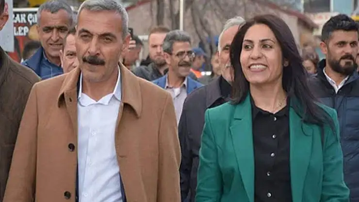 Doğubeyazıt Belediye Başkanı Acar, ihraç talebiyle disipline sevk edildi