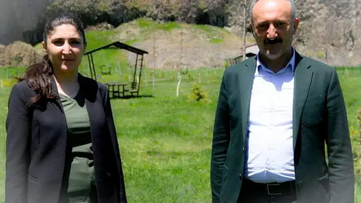 Diyadin Belediye Başkanı Betül Yaşar gözaltına alındı