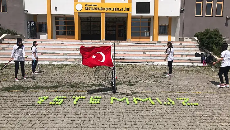 Ağrı'da '15 Temmuz Demokrasi Şehitleri' anısına Masa Tenisi Turnuvası başladı