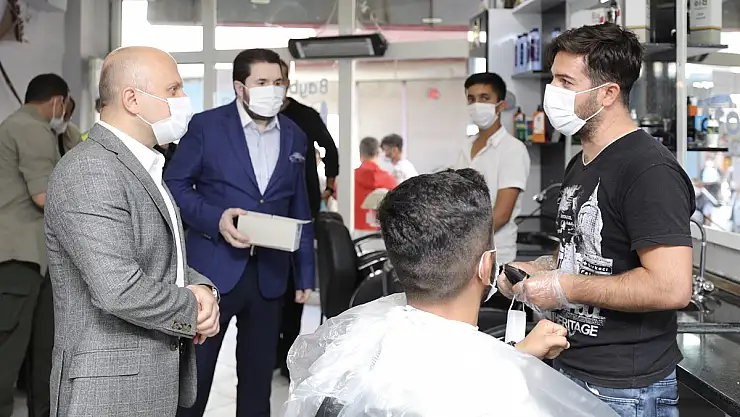 Ağrı'da protokol, koronavirüs denetimlerine katıldı