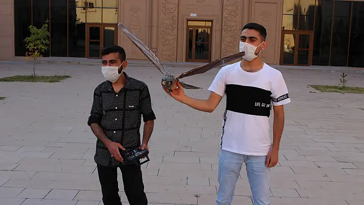 Ağrılı öğrencilerin geliştirdiği 'Robot Kuş' TEKNOFEST'te sergilenecek