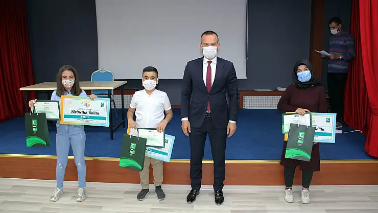Ağrı'da 'Sağlıklı Nesil Sağlıklı Gelecek' yarışması ödül töreni düzenlendi
