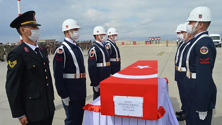Ağrı şehidinin naaşı memleketi Hatay'a uğurlandı