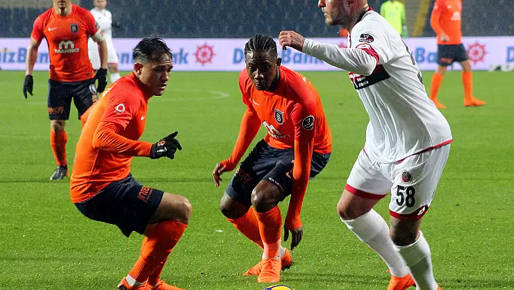 Başakşehir liderliği kaptırdı