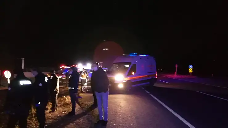 Ağrı'da korkutan kaza 17 yaralı
