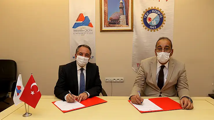 AİÇÜ'de Toplu İş Sözleşmesi İmzalandı