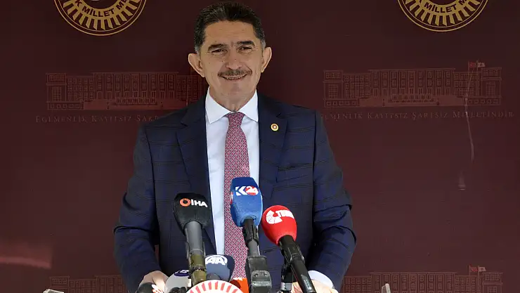 Milletvekili Çelebi: 'Gazeteciler, demokrasimizin olmazsa olmazlarıdır'