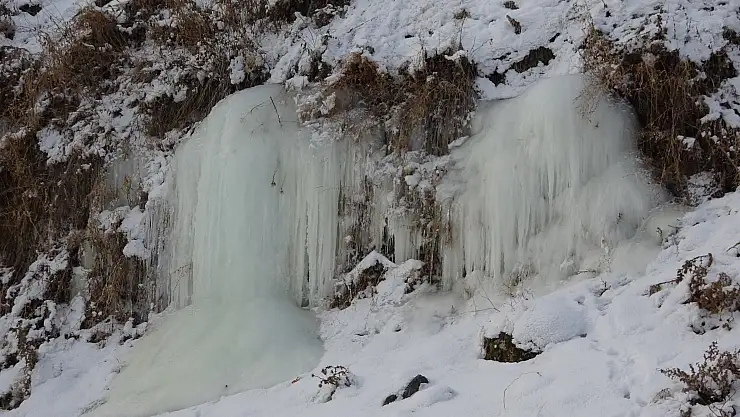 Ağrı eksi 28 derece ile yine zirvede