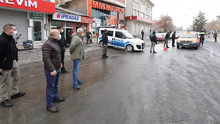 Vali Varol, hafta sonu sokağa çıkma kısıtlaması tedbirlerini denetledi