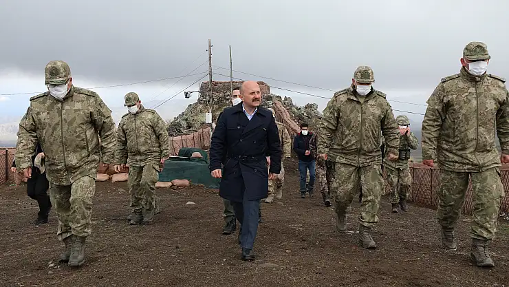 Ağrı Valisi Varol Hudut Takım Karakollarını Ziyaret Etti