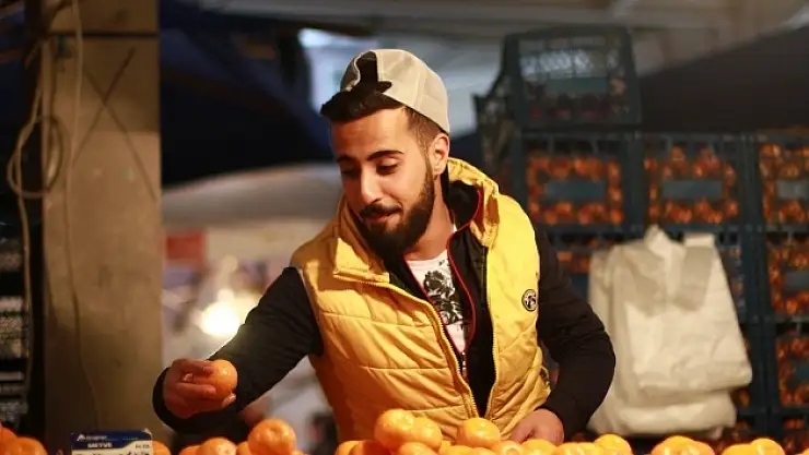 Mandalinacı Veysel milyonlarca kez izlendi.