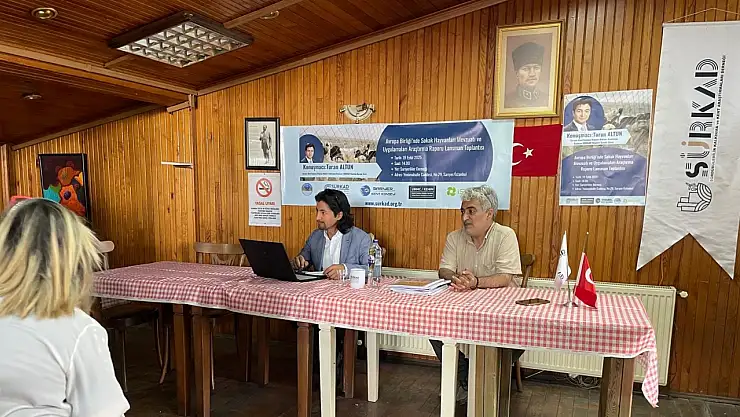 AB'de Sokak Hayvanlarına Yönelik Mevzuat Raporu Tanıtıldı