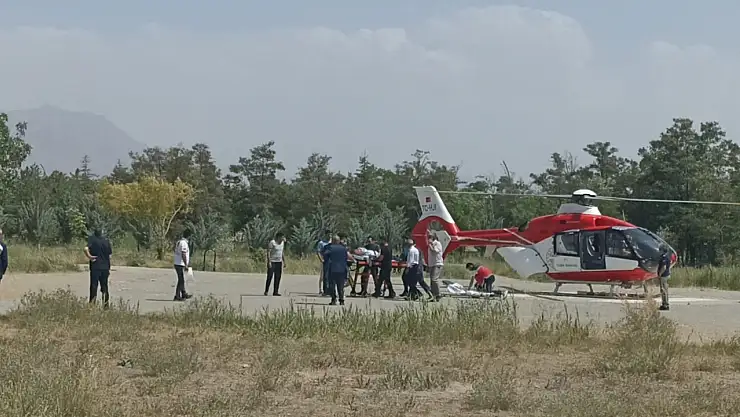 Acil Durum: 70 Yaşındaki Hasta Ambulans Helikopterle Van'a Nakledildi