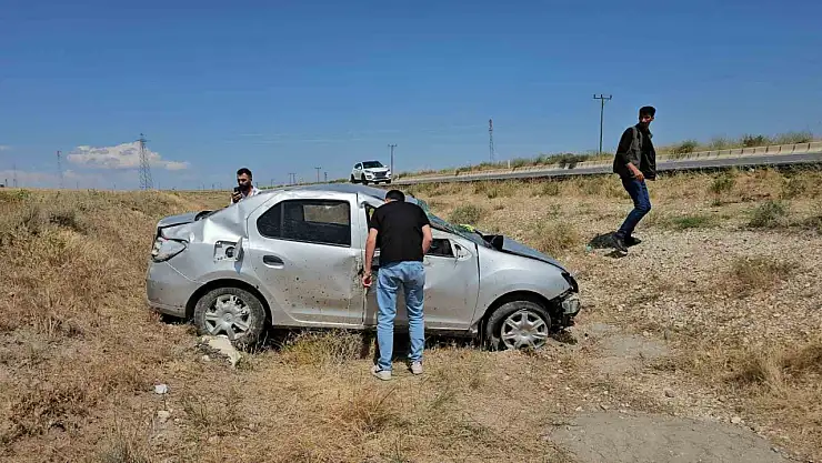 Adilcevaz'da Otomobilin Takla Atması Sonucu 6 Kişi Yaralandı
