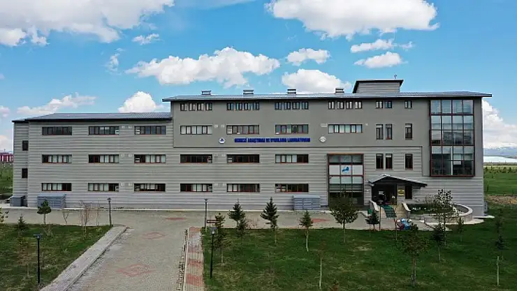 Ağrı'da AİÇÜ laboratuvarı kalite denetimini başarıyla tamamladı