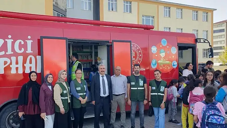 Ağrı'da bağımlılıkla mücadelede kütüphanelerin rolü anlatıldı