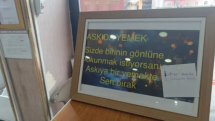 Ağrı'da bir restoran askıda yemek uygulaması başlattı