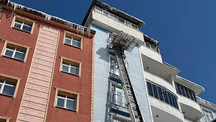 Ağrı'da buzlanma ve karlı havalarda güvenli taşınma yöntemi