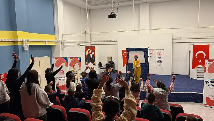 Ağrı'da cezaevindeki mahkumlar ve çocuklara özel etkinlik