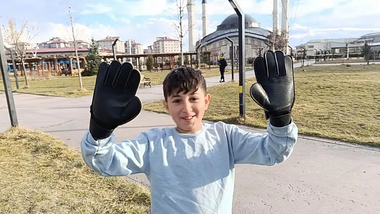 Ağrı'da çocuklar baharı oyunla karşıladı
