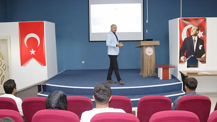 Ağrı'da evlilik öncesi bilinçlendirme eğitimi verildi