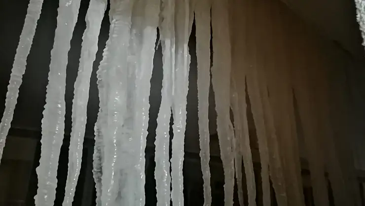 Ağrı'da gece soğukları dondurucu seviyelere ulaştı