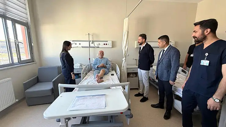 Ağrı'da hastanede sorun çözüldü ve yataklı hasta servisleri  açıldı