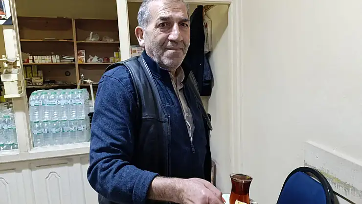 Ağrı'da iftar sonrası kıtlama limonlu çayla sohbetler koyulaşıyor