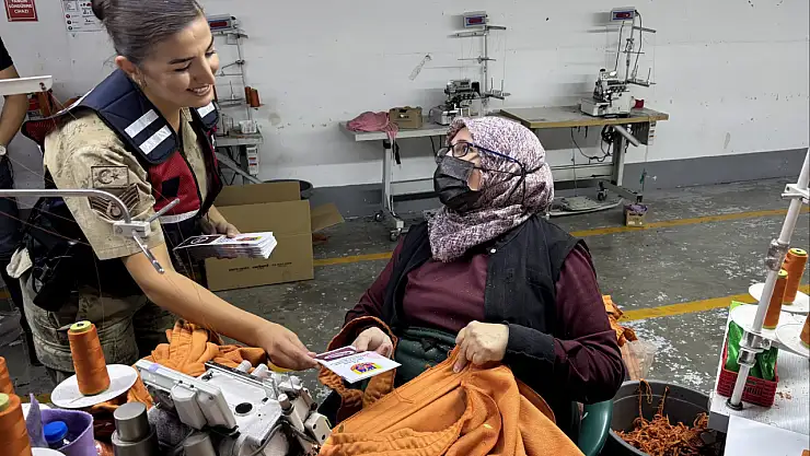 Ağrı'da jandarma öncülüğünde kadınlar güvenlik konusunda bilinçlendirildi