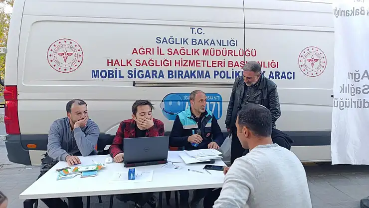Ağrı'da mobil sigara bırakma polikliniği vatandaşların ayağına gitti