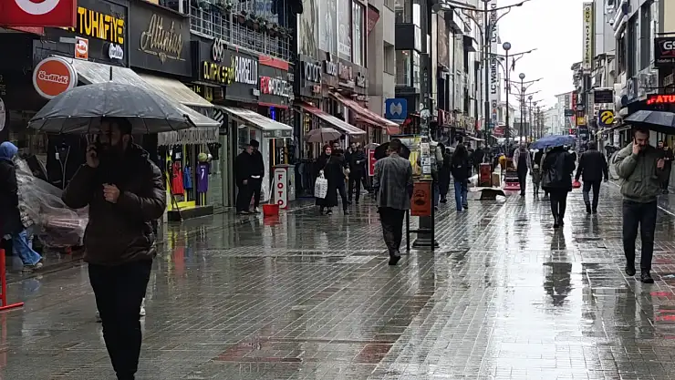 Ağrı'da Nisan yağmurları etkisini sürdürüyor