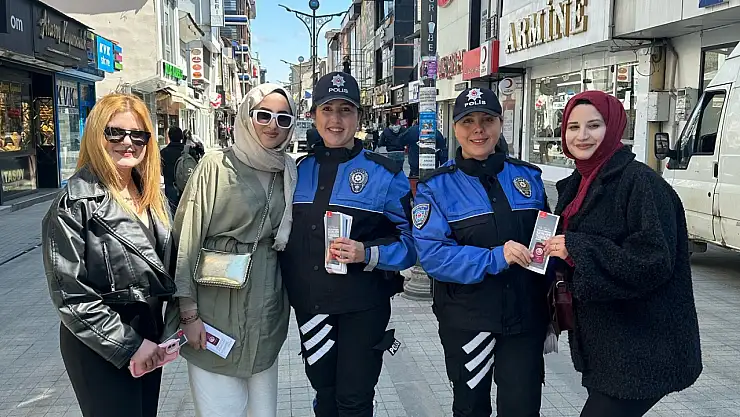 Ağrı'da polis ekiplerinden KADES bilgilendirme çalışması