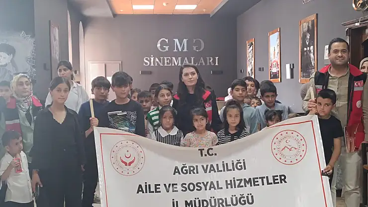 Ağrı'da şehit emanetlerine sinema sürprizi yapıldı
