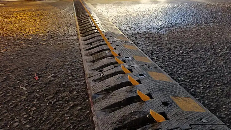 Ağrı'da trafiğe nefes aldıracak uygulama: Tek yön sistemi devrede