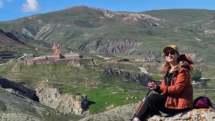 Ağrı Dağı'nın eteklerinde Kotiz Yaylası'nı keşfettiler