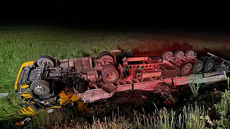 Ağrı'daki tır kazası faciayla sonuçlandı