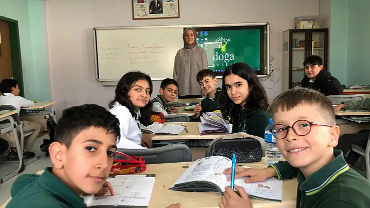 Ağrı Doğa Koleji'nde tatil sonrası ilk gün coşkuyla başladı!