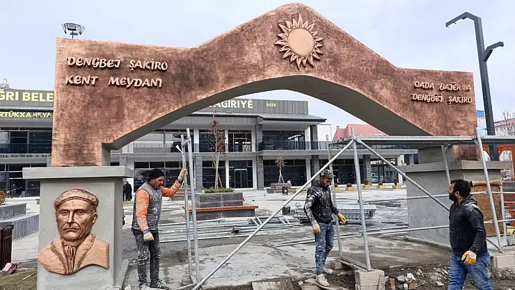 Ağrı Kent Meydanı açılış öncesi dış görünümüyle dikkat çekti
