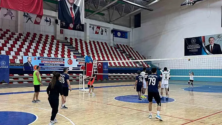 Ağrı'nın en büyük voleybol organizasyonu start aldı
