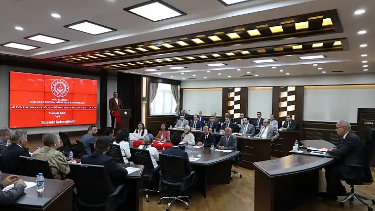 Ağrı Valiliğinde iki kritik toplantı: Gündem kadın ve aile