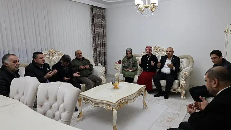 Ağrı Valisi Koç'tan Şehit Köse'nin ailesine moral ziyareti