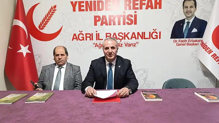Ağrı Yeniden Refah Partisi'nden ekonomi ve aile yapısına dair basın açıklaması