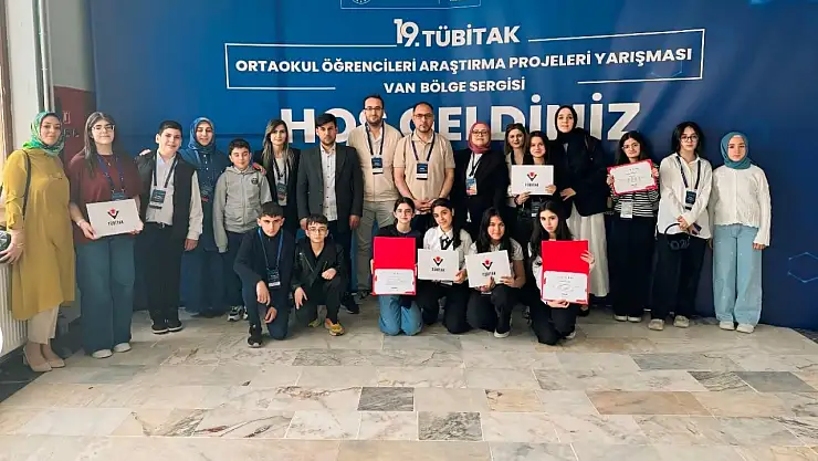 Ağrılı öğrenciler TÜBİTAK yarışmasında 4 projeyle dereceye girdi