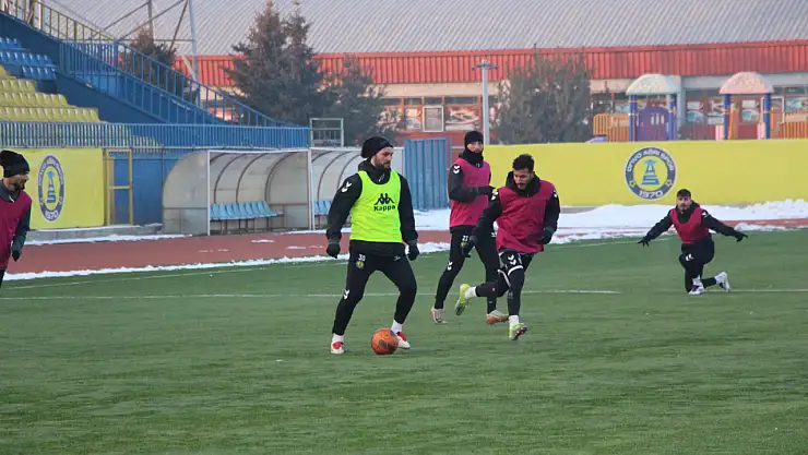 Ağrıspor, Play-Off yarışında avantaj peşinde
