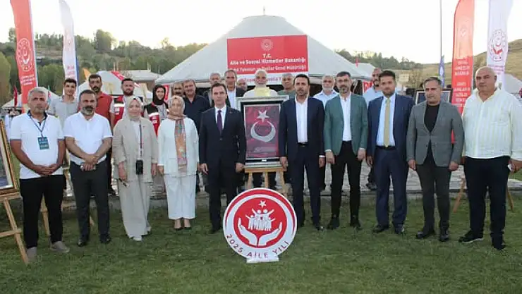 Ahlat'ta 1071 Malazgirt Zaferi'nin 954. Yıl Dönümü Etkinlikleri Başladı