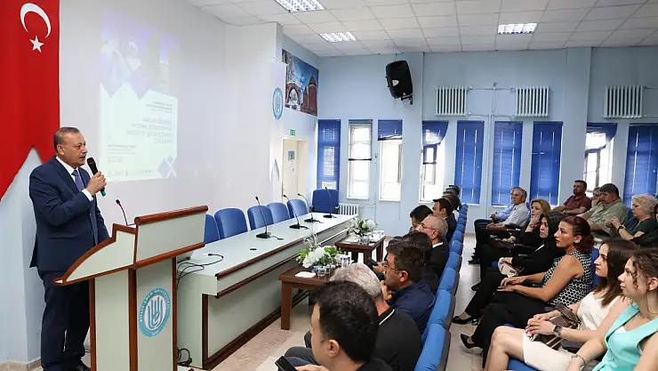 Ahlat'ta Bölgesi Yatırım, İstihdam ve İnovatif İş Geliştirme Çalıştayı Başladı