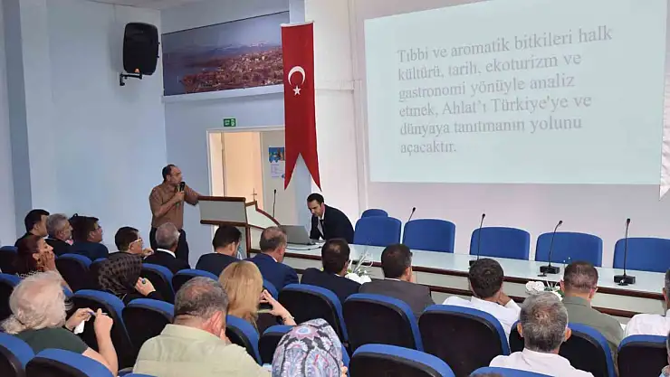 Ahlat'ta Yatırım ve İstihdam İçin Yenilikçi Çözümler Üretilecek Çalıştay Başladı