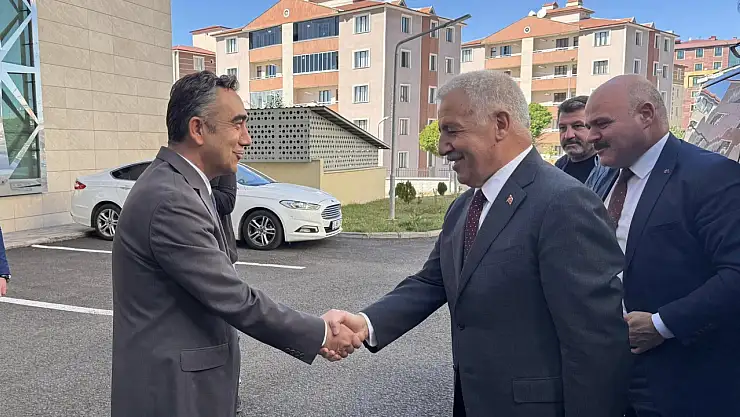 Ahmet Arslan ve İl Başkanı Sancar'dan Kars İl Emniyet Müdürü'ne Ziyaret